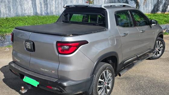 FIAT TORO 2.0 16V TURBO DIESEL VOLCANO 4WD AT9